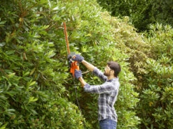 Black & Decker Black+Decker Hedge Trimmer 420w 45cm -Pro Tool Hub BDP0133 5 48853.1681157223