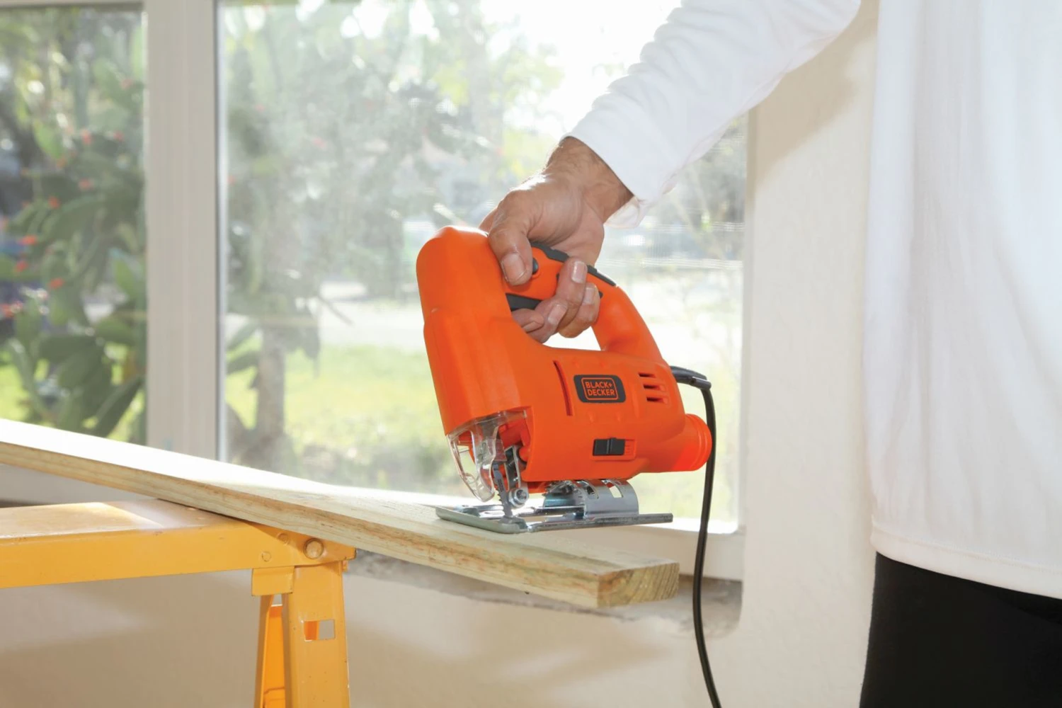 Black & Decker Black+Decker Single Speed Compact Jigsaw 400w 5 Black & Decker Black+Decker Single Speed Compact Jigsaw 400w - Image 3