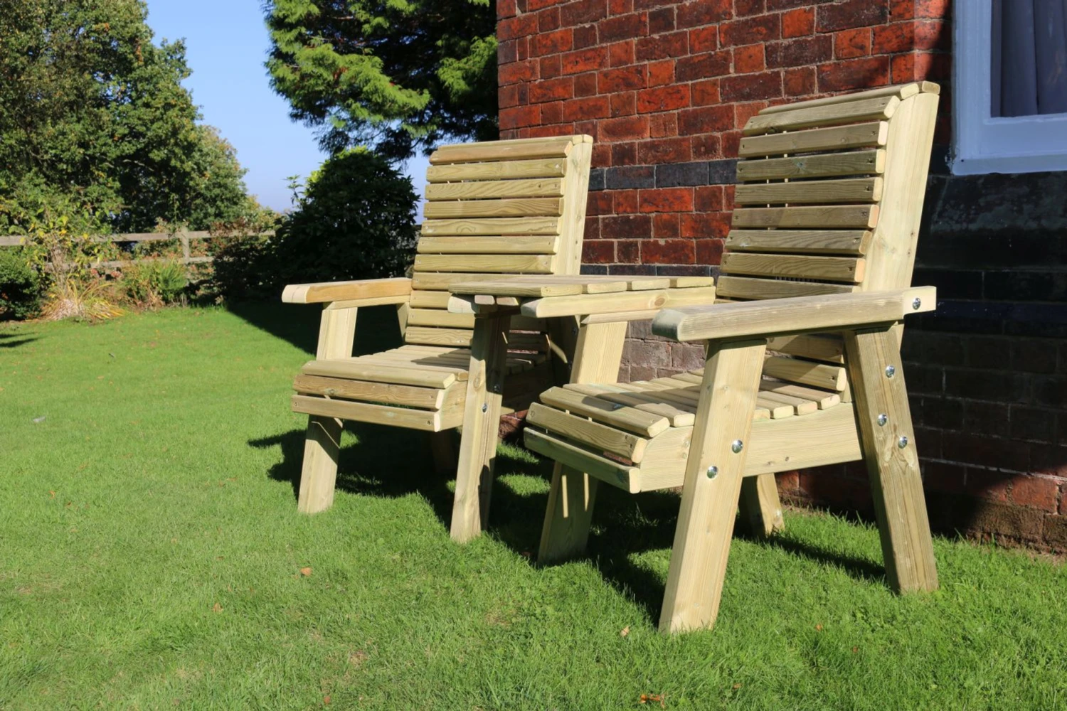 Ergonomic Scandinavian Redwood Companion Bench 4 Ergonomic Scandinavian Redwood Companion Bench - Image 2